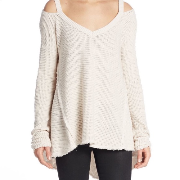 Free People Sweaters - Womens Free People Cream Cold Shoulder Sweater size Large